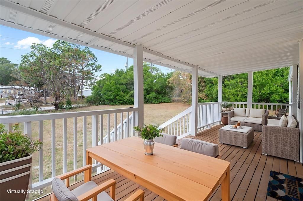 For Sale: $339,900 (4 beds, 2 baths, 1512 Square Feet)