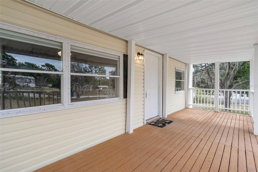 For Sale: $339,900 (4 beds, 2 baths, 1512 Square Feet)