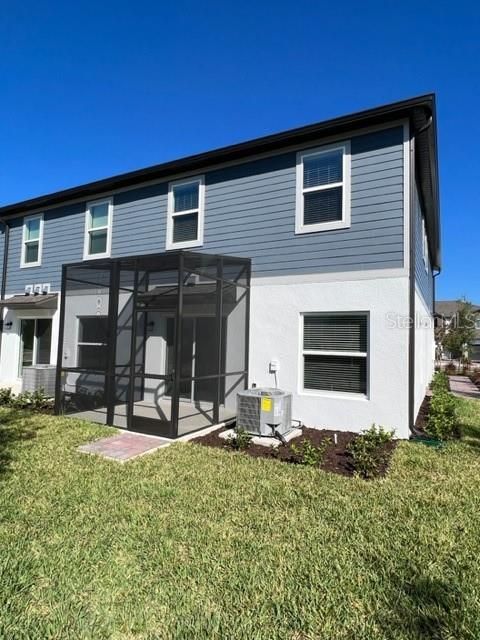 For Rent: $2,700 (4 beds, 3 baths, 1769 Square Feet)