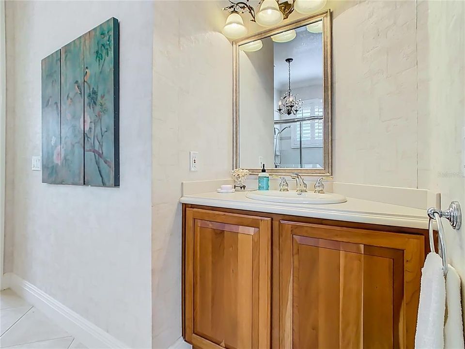 For Sale: $439,000 (3 beds, 2 baths, 2159 Square Feet)