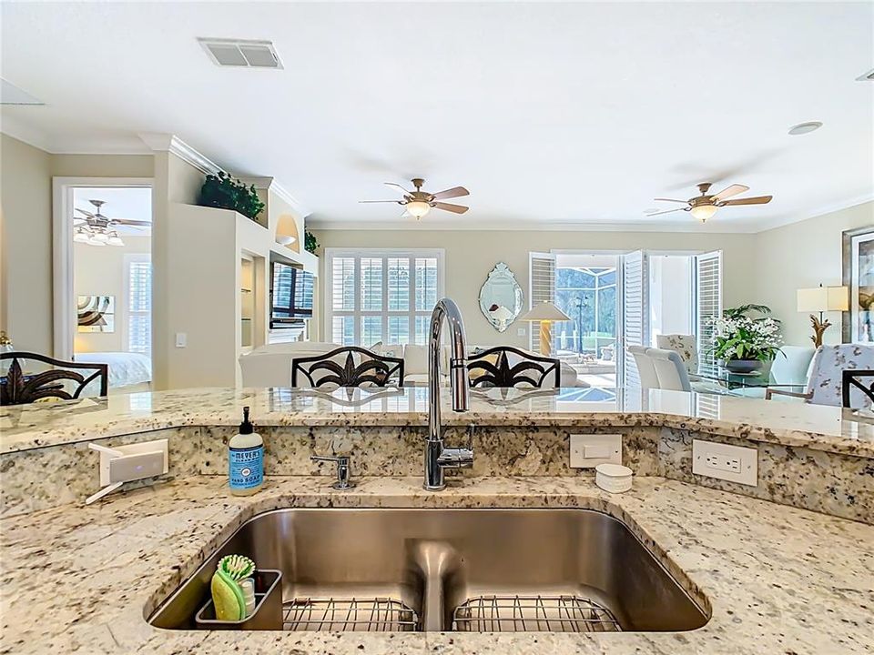 For Sale: $439,000 (3 beds, 2 baths, 2159 Square Feet)