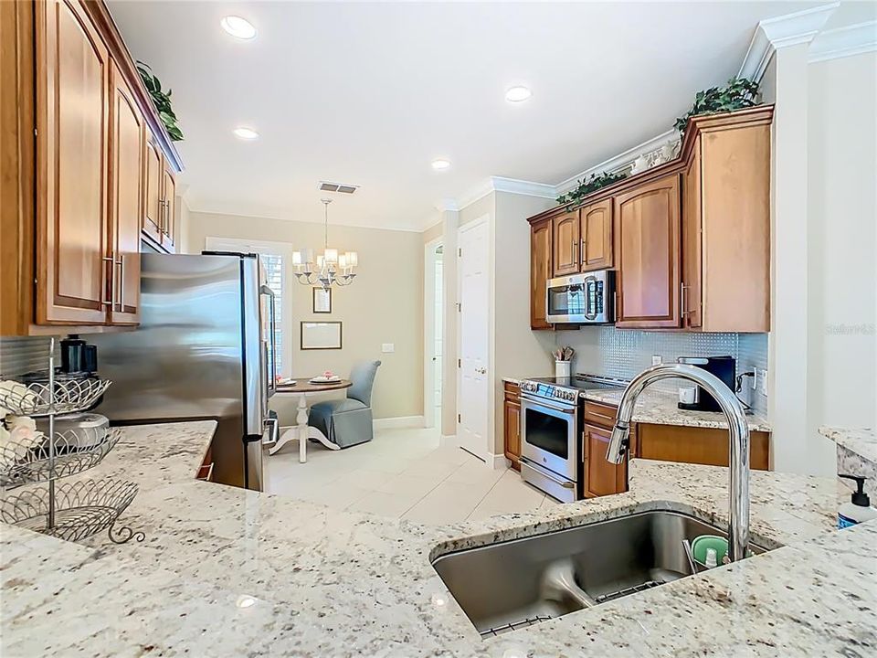 For Sale: $439,000 (3 beds, 2 baths, 2159 Square Feet)