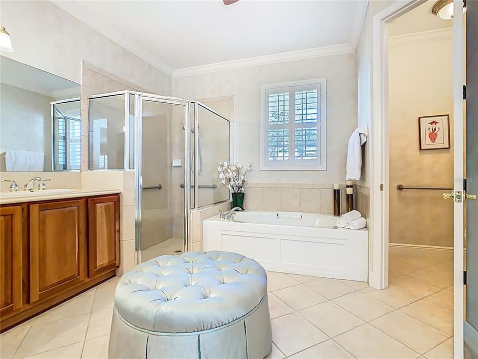 For Sale: $439,000 (3 beds, 2 baths, 2159 Square Feet)