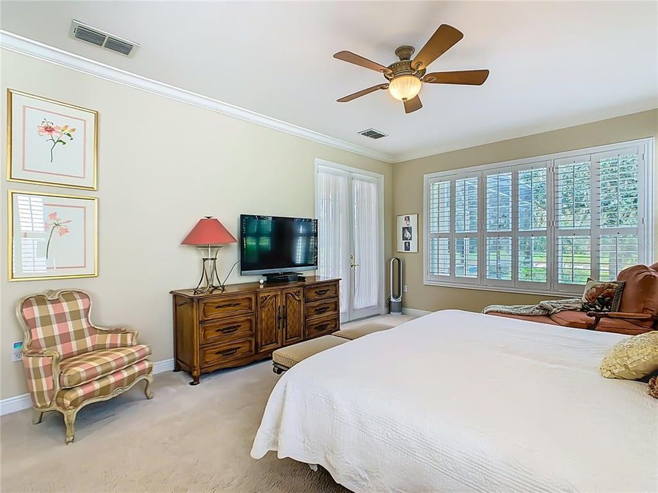 For Sale: $439,000 (3 beds, 2 baths, 2159 Square Feet)