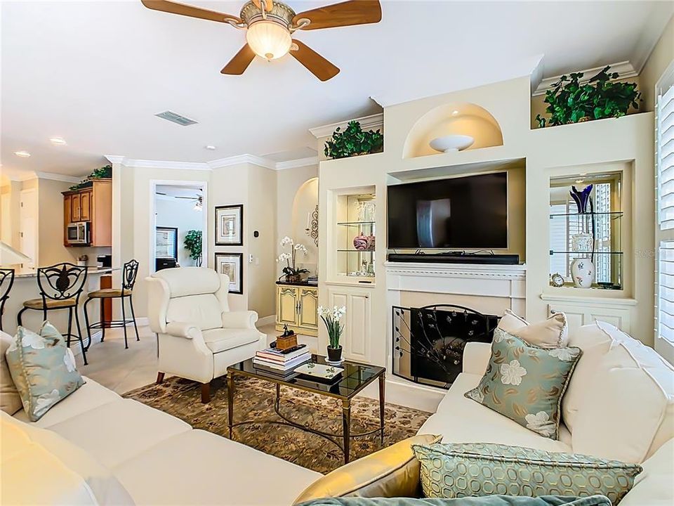 For Sale: $439,000 (3 beds, 2 baths, 2159 Square Feet)