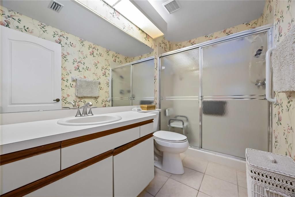 For Sale: $292,000 (2 beds, 2 baths, 1313 Square Feet)