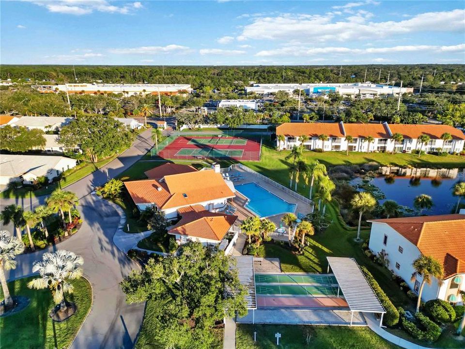 For Sale: $292,000 (2 beds, 2 baths, 1313 Square Feet)