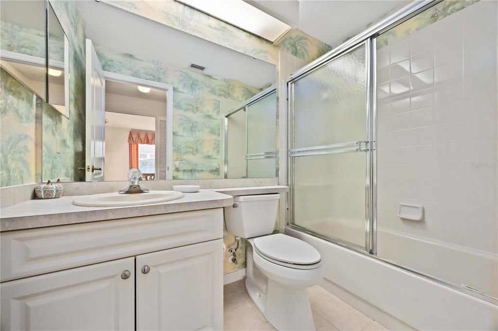 For Sale: $292,000 (2 beds, 2 baths, 1313 Square Feet)