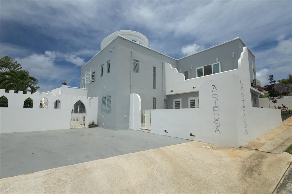 На продажу: $1,495,000 (5 спален, 4 ванн, 0 Квадратных фут)