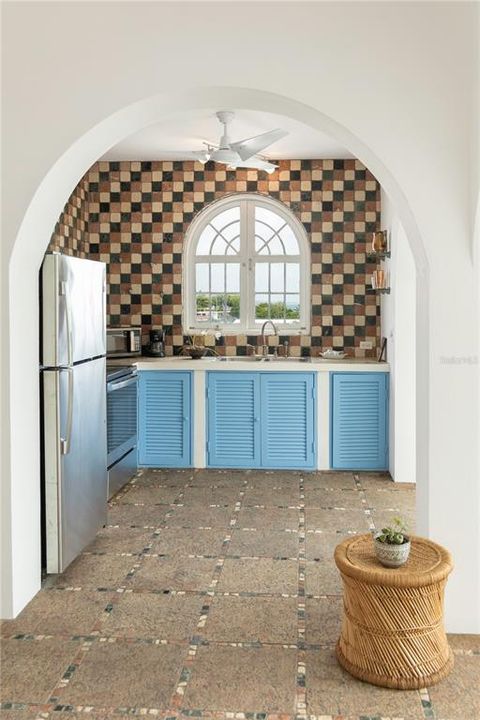 На продажу: $1,495,000 (5 спален, 4 ванн, 0 Квадратных фут)