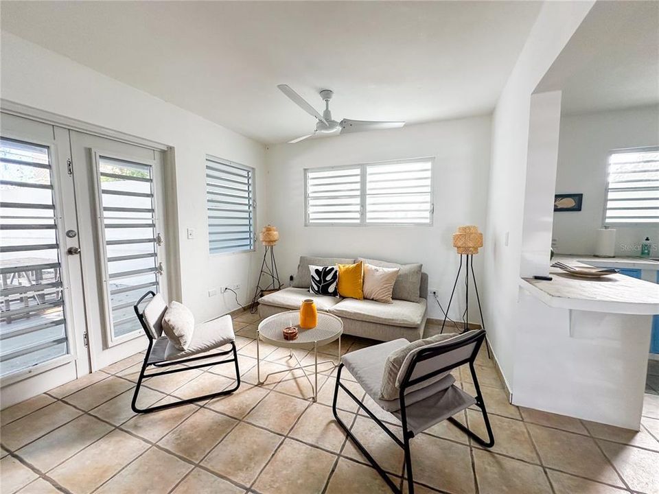 На продажу: $1,495,000 (5 спален, 4 ванн, 0 Квадратных фут)