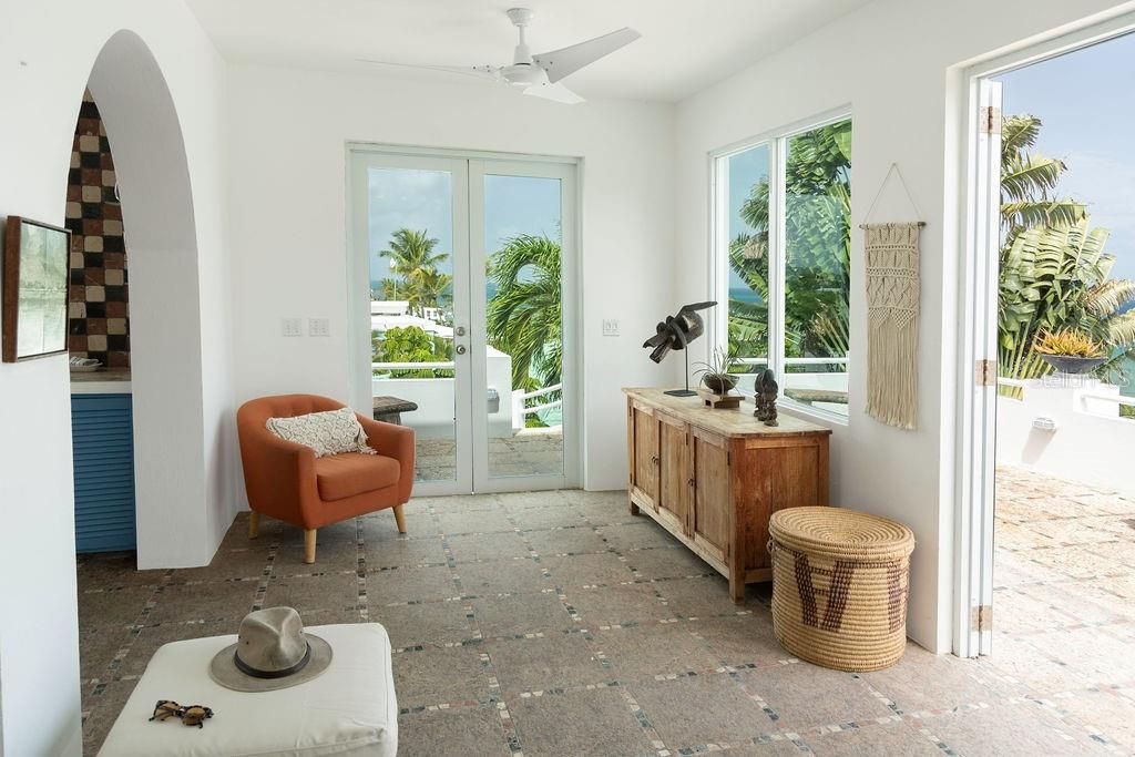 На продажу: $1,495,000 (5 спален, 4 ванн, 0 Квадратных фут)