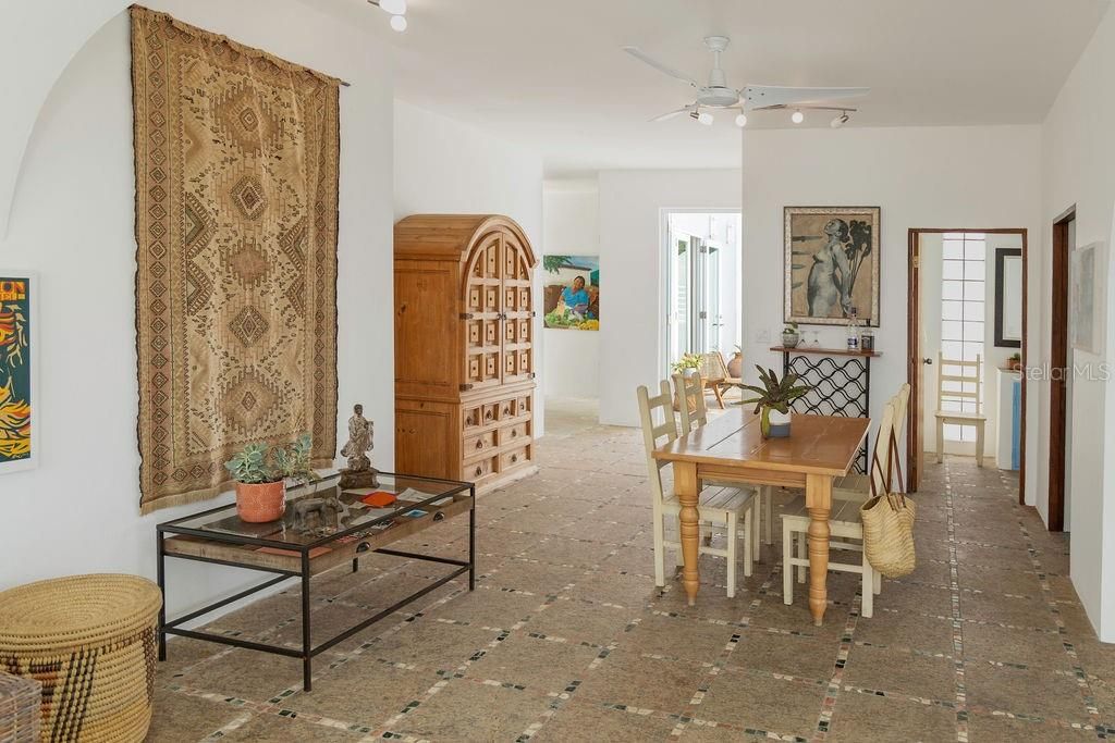 На продажу: $1,495,000 (5 спален, 4 ванн, 0 Квадратных фут)