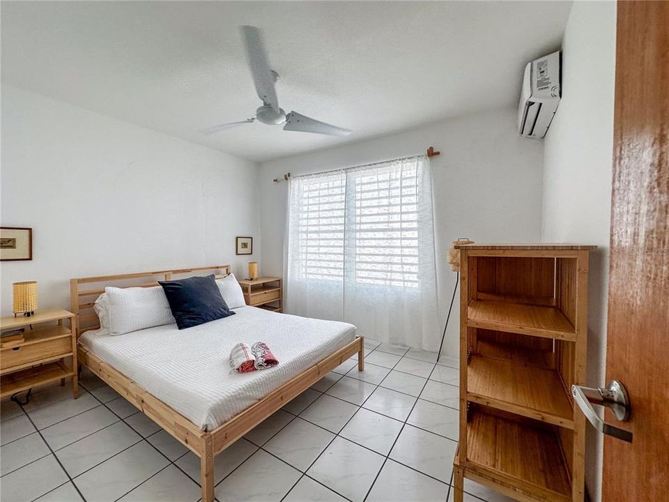 На продажу: $1,495,000 (5 спален, 4 ванн, 0 Квадратных фут)