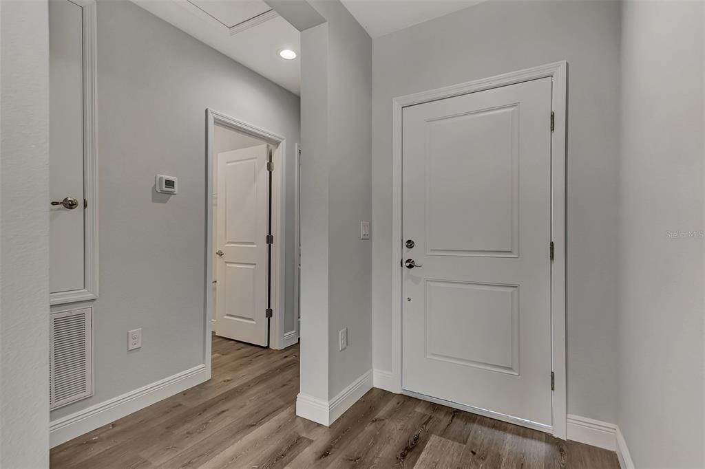 待售: $484,900 (60480 贝兹, 0 浴室, 2302 平方英尺)