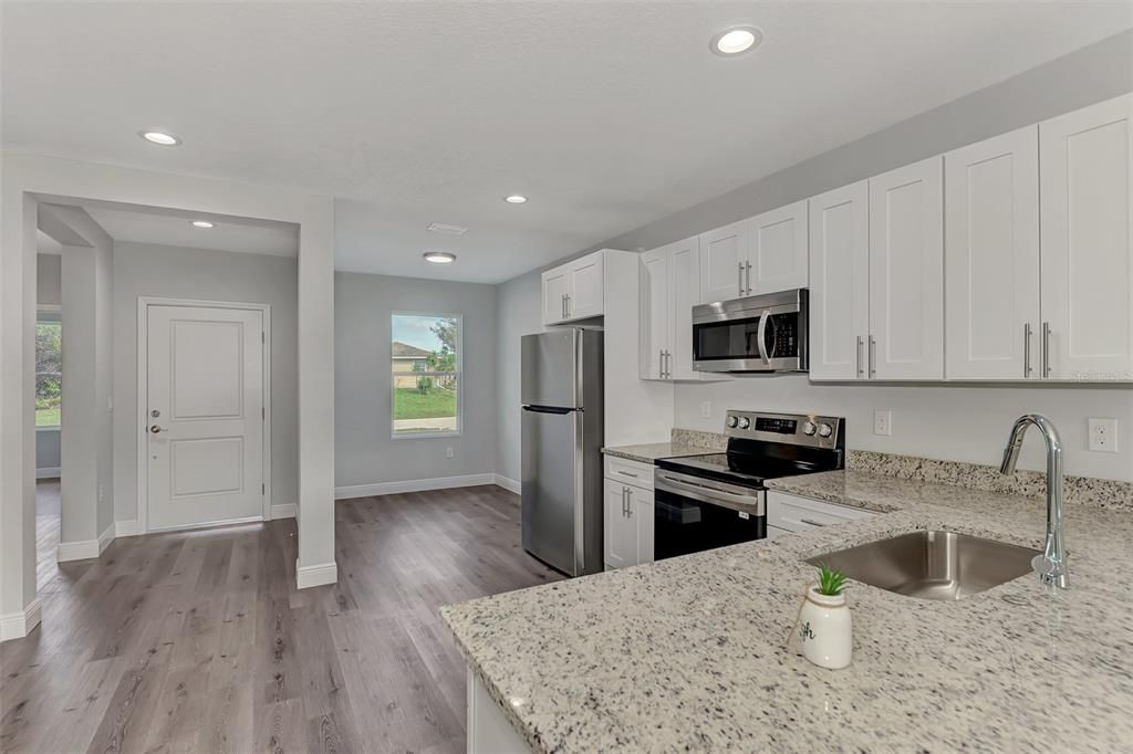 待售: $484,900 (60480 贝兹, 0 浴室, 2302 平方英尺)