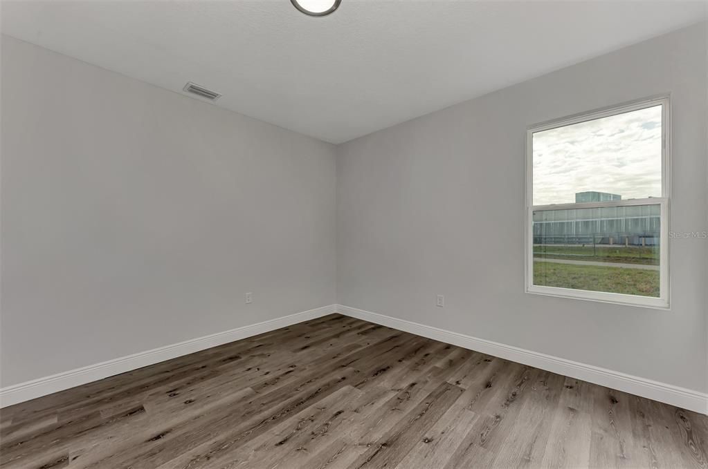 待售: $484,900 (60480 贝兹, 0 浴室, 2302 平方英尺)