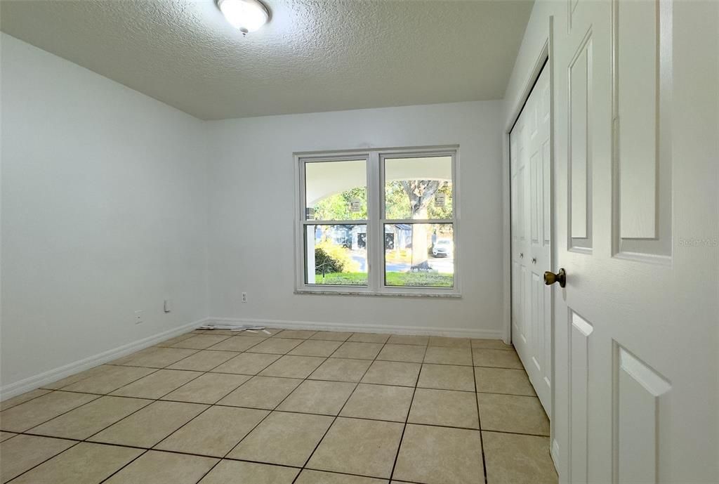 На продажу: $284,900 (3 спален, 2 ванн, 1225 Квадратных фут)