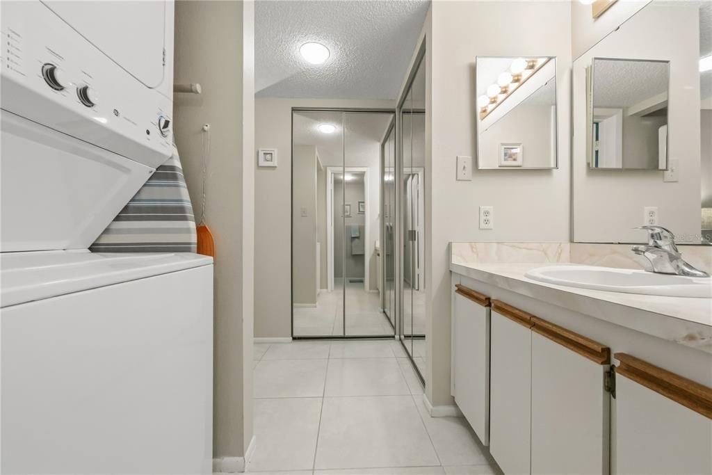 待售: $149,900 (2 贝兹, 2 浴室, 838 平方英尺)