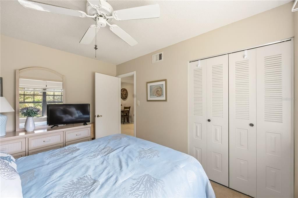 待售: $149,900 (2 贝兹, 2 浴室, 838 平方英尺)