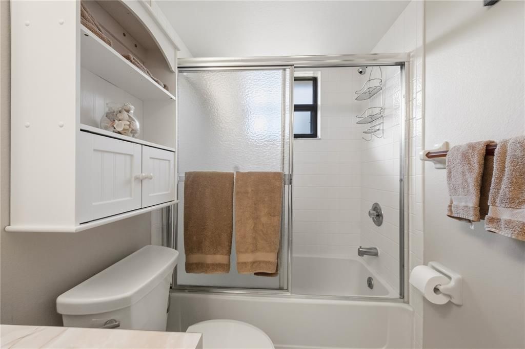 待售: $149,900 (2 贝兹, 2 浴室, 838 平方英尺)