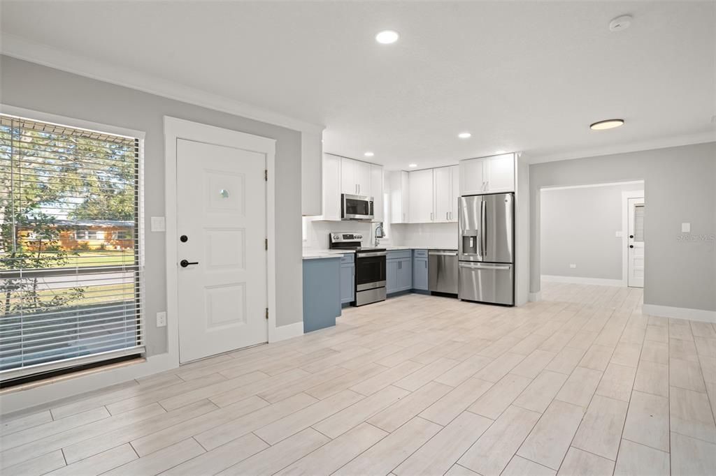 出租: $2,350 (3 贝兹, 2 浴室, 1139 平方英尺)