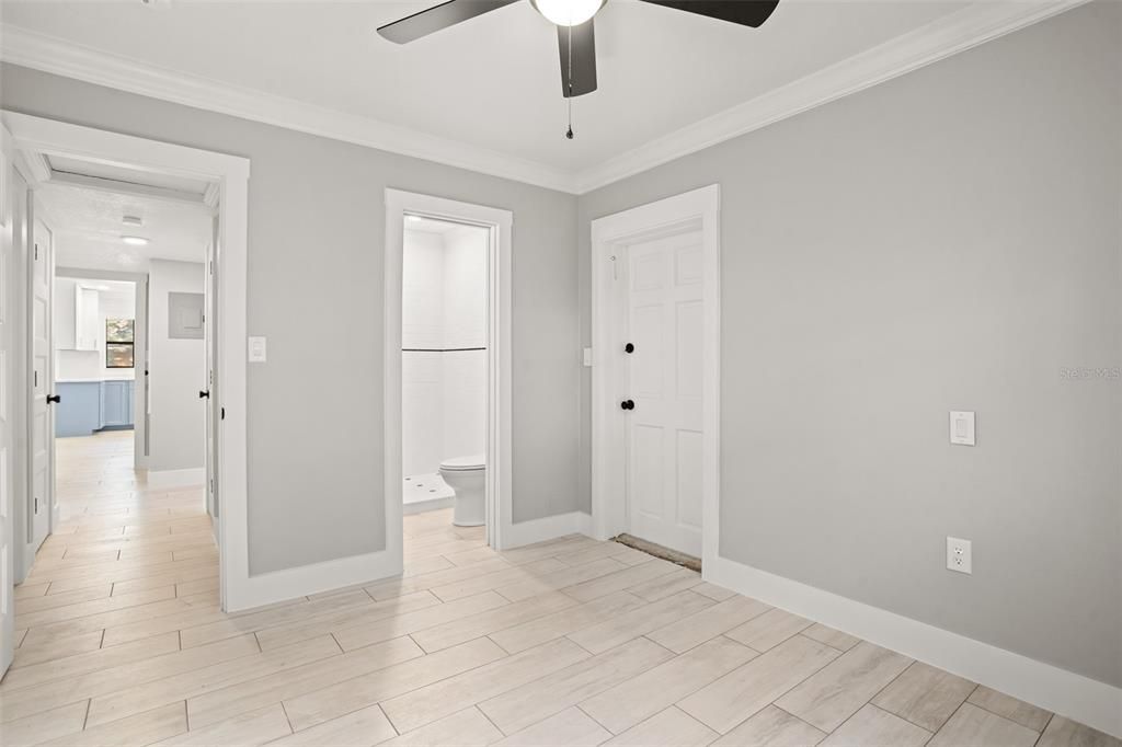 出租: $2,350 (3 贝兹, 2 浴室, 1139 平方英尺)