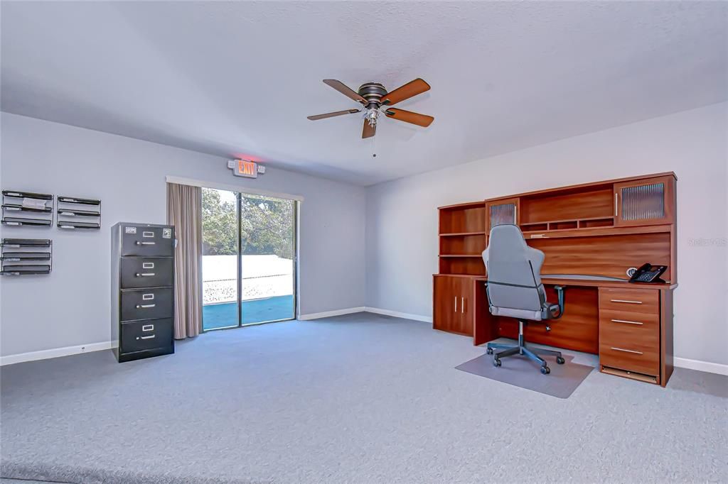 En Venta: $650,000 (0 camas, 0 baños, 2311 Pies cuadrados)