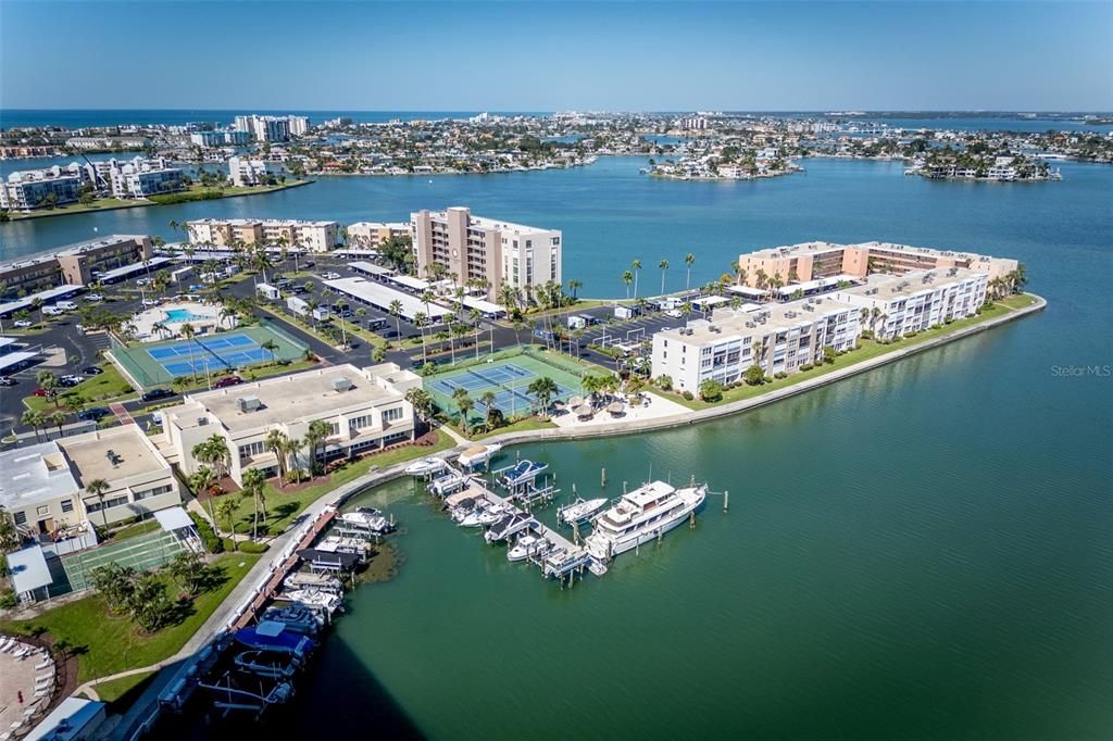 For Rent: $5,500 (3 beds, 2 baths, 1275 Square Feet)