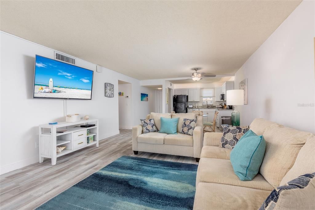 For Rent: $5,500 (3 beds, 2 baths, 1275 Square Feet)