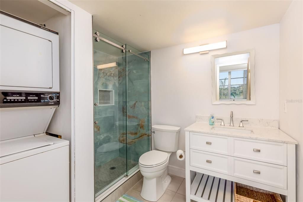 For Rent: $5,500 (3 beds, 2 baths, 1275 Square Feet)