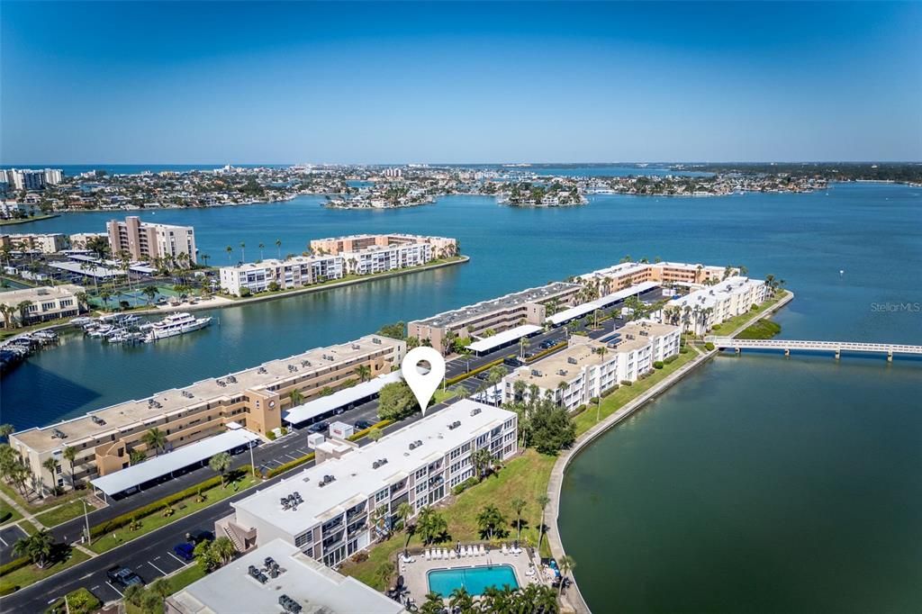 For Rent: $5,500 (3 beds, 2 baths, 1275 Square Feet)