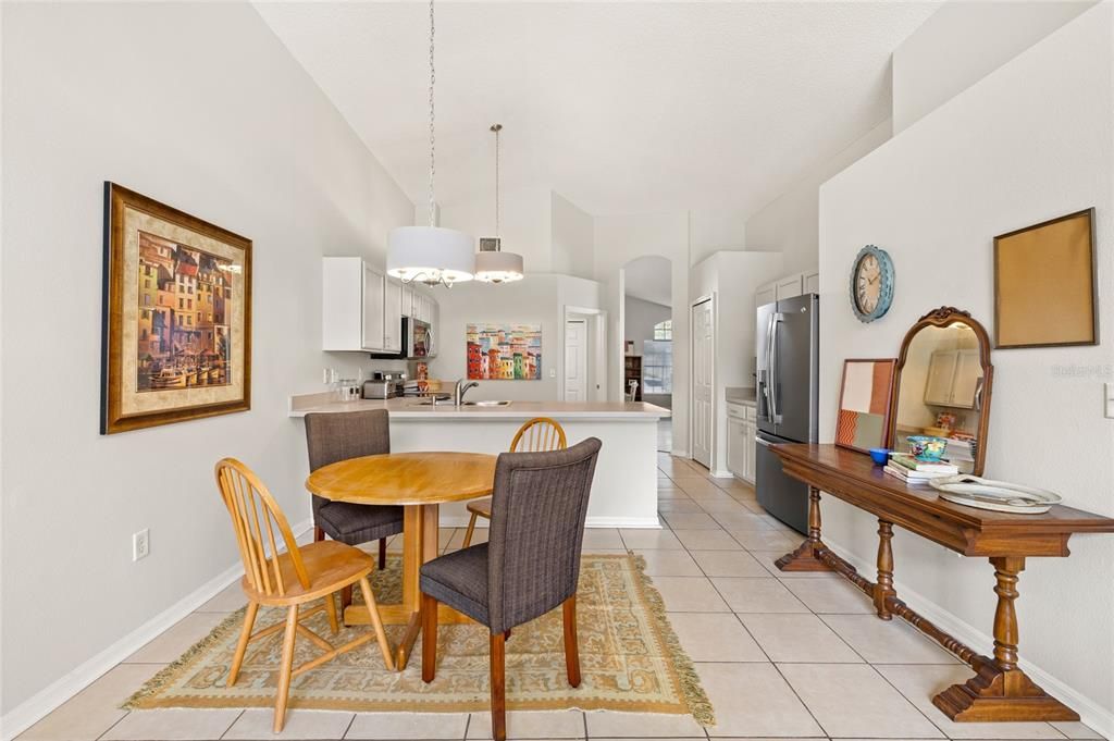 待售: $364,900 (4 贝兹, 2 浴室, 1905 平方英尺)