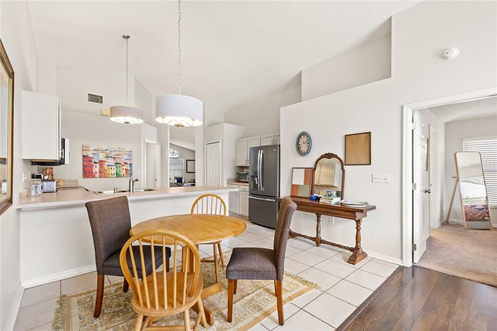 待售: $364,900 (4 贝兹, 2 浴室, 1905 平方英尺)