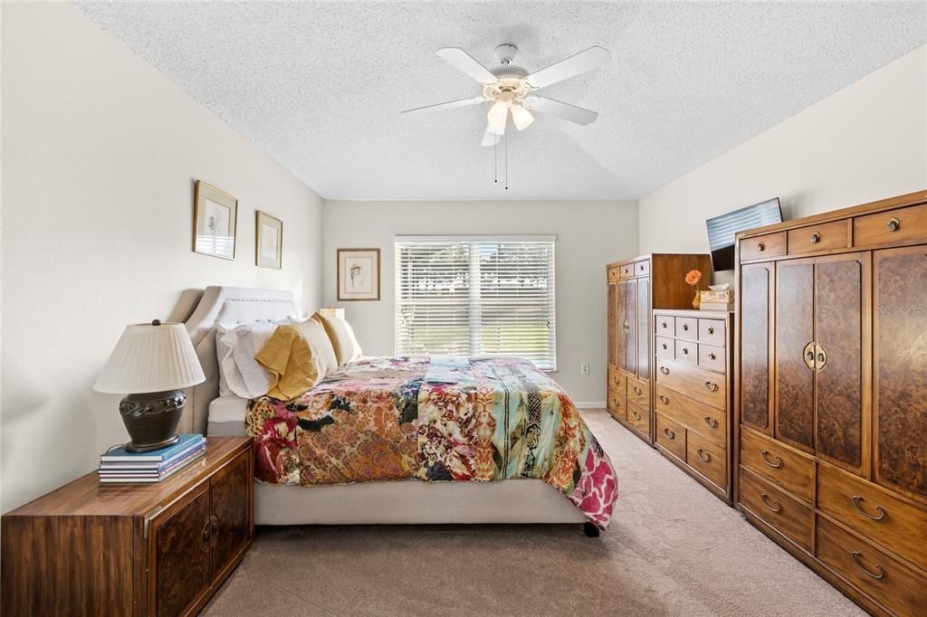 待售: $364,900 (4 贝兹, 2 浴室, 1905 平方英尺)