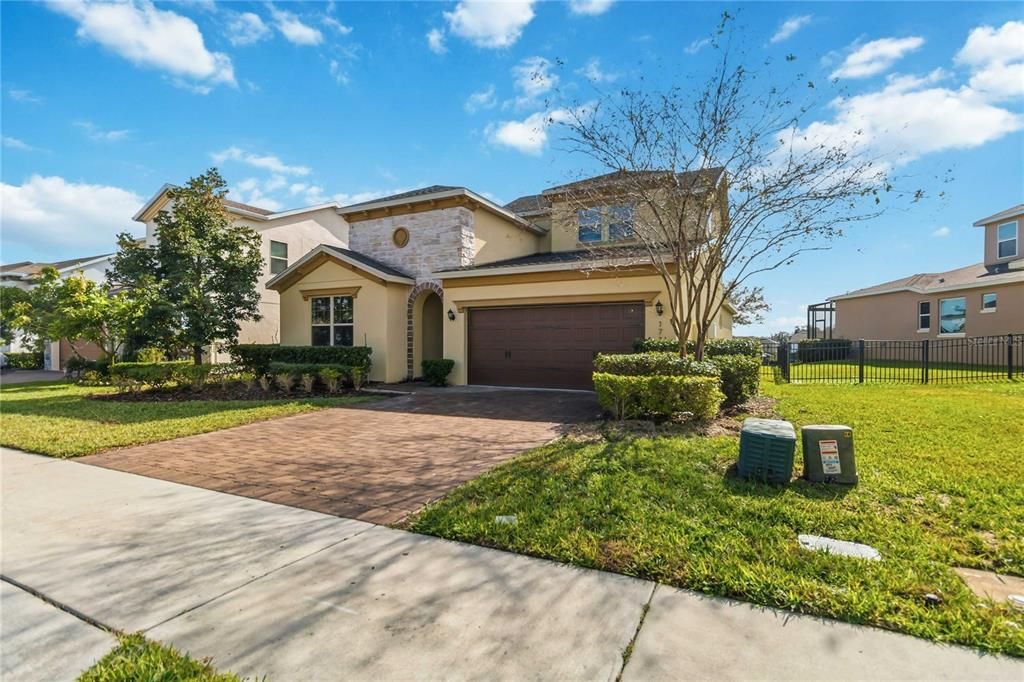 На продажу: $689,000 (4 спален, 3 ванн, 2817 Квадратных фут)