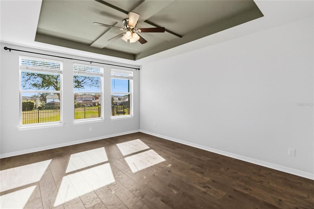 На продажу: $689,000 (4 спален, 3 ванн, 2817 Квадратных фут)