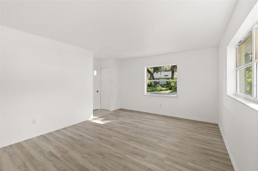 待售: $249,900 (3 贝兹, 2 浴室, 1398 平方英尺)