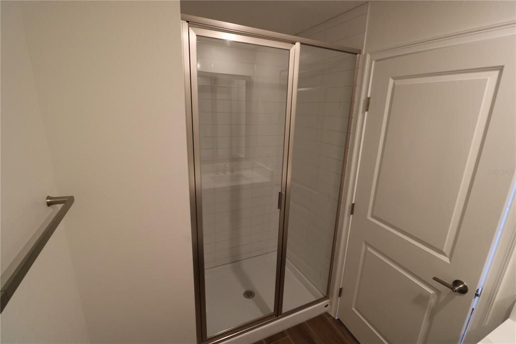 En Renta: $4,500 (4 camas, 3 baños, 2410 Pies cuadrados)