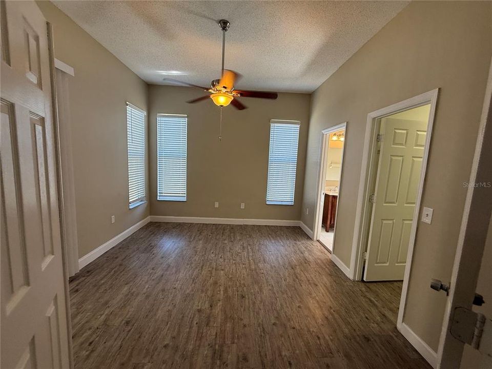 待售: $399,900 (3 贝兹, 2 浴室, 1560 平方英尺)