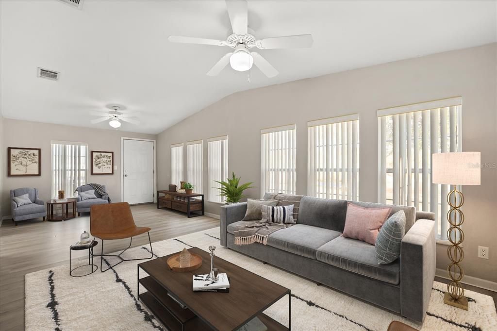 待售: $210,000 (2 贝兹, 2 浴室, 1566 平方英尺)