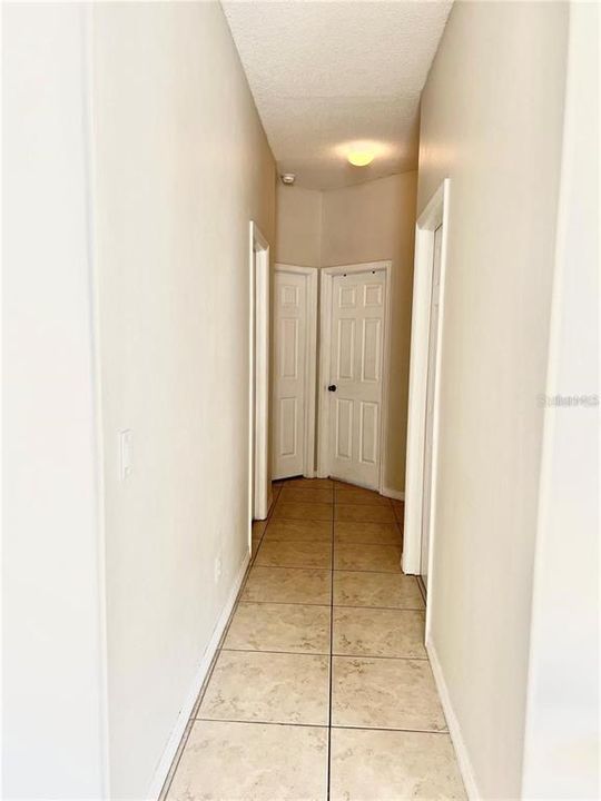 En Renta: $2,600 (4 camas, 2 baños, 1965 Pies cuadrados)