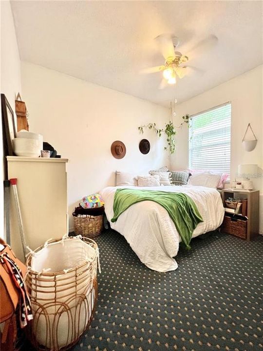 En Renta: $2,600 (4 camas, 2 baños, 1965 Pies cuadrados)