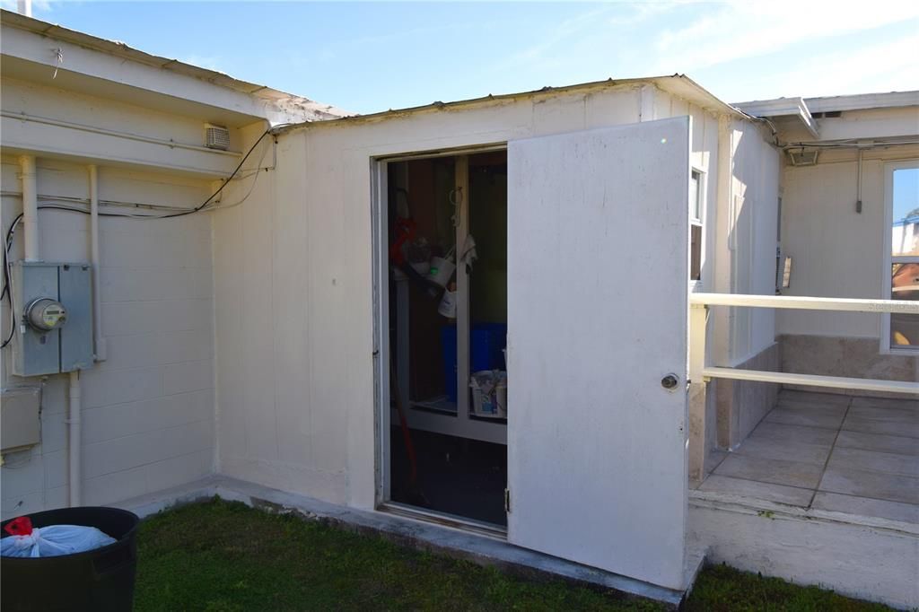 待售: $107,000 (4 贝兹, 2 浴室, 1506 平方英尺)