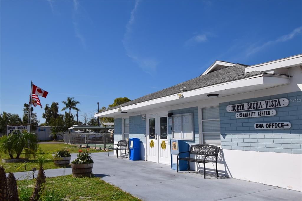 待售: $107,000 (4 贝兹, 2 浴室, 1506 平方英尺)