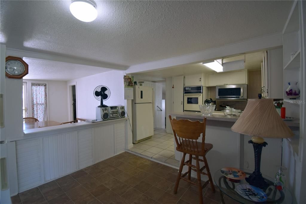 待售: $107,000 (4 贝兹, 2 浴室, 1506 平方英尺)