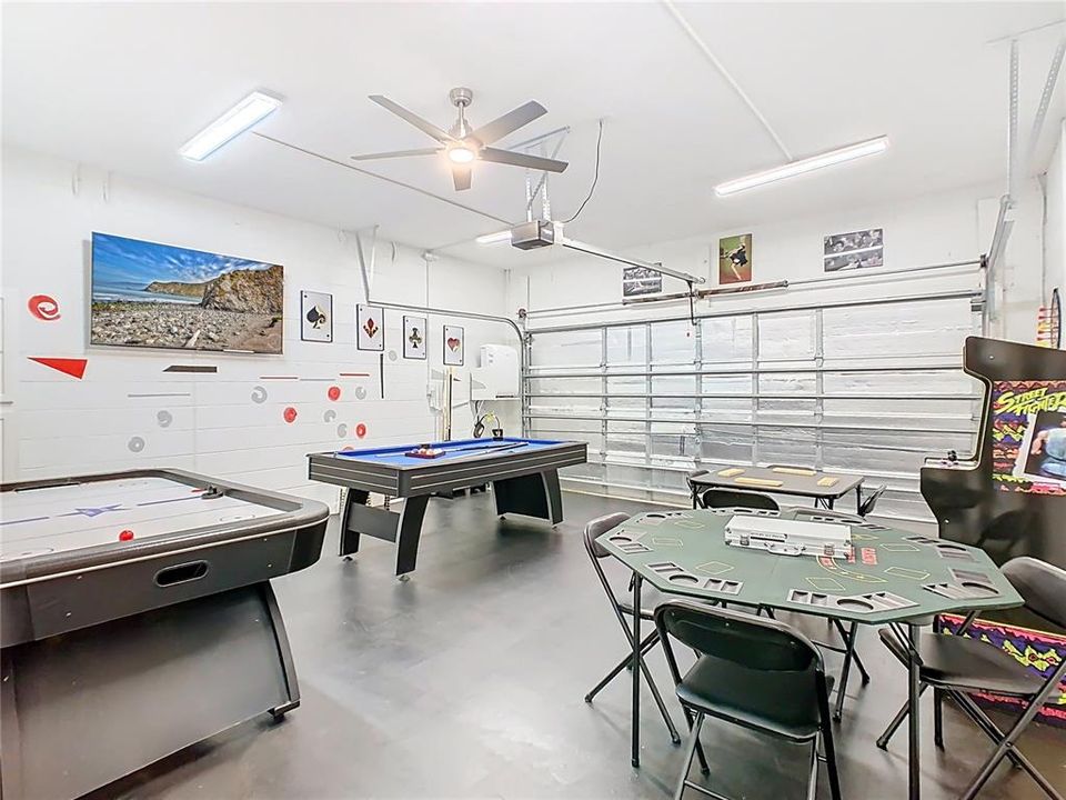 待售: $625,000 (5 贝兹, 4 浴室, 2830 平方英尺)