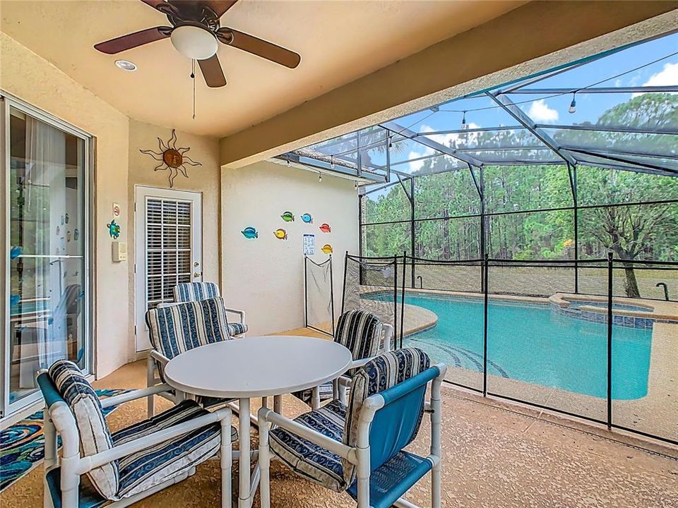 待售: $625,000 (5 贝兹, 4 浴室, 2830 平方英尺)