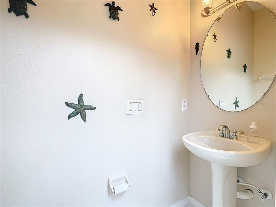 待售: $625,000 (5 贝兹, 4 浴室, 2830 平方英尺)