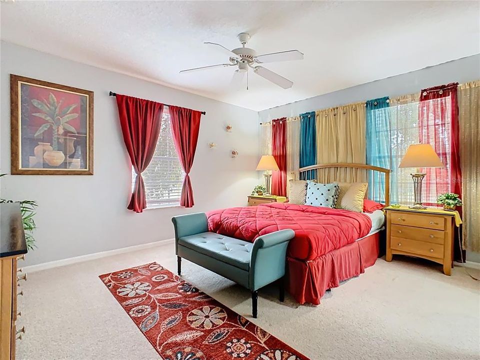 待售: $625,000 (5 贝兹, 4 浴室, 2830 平方英尺)